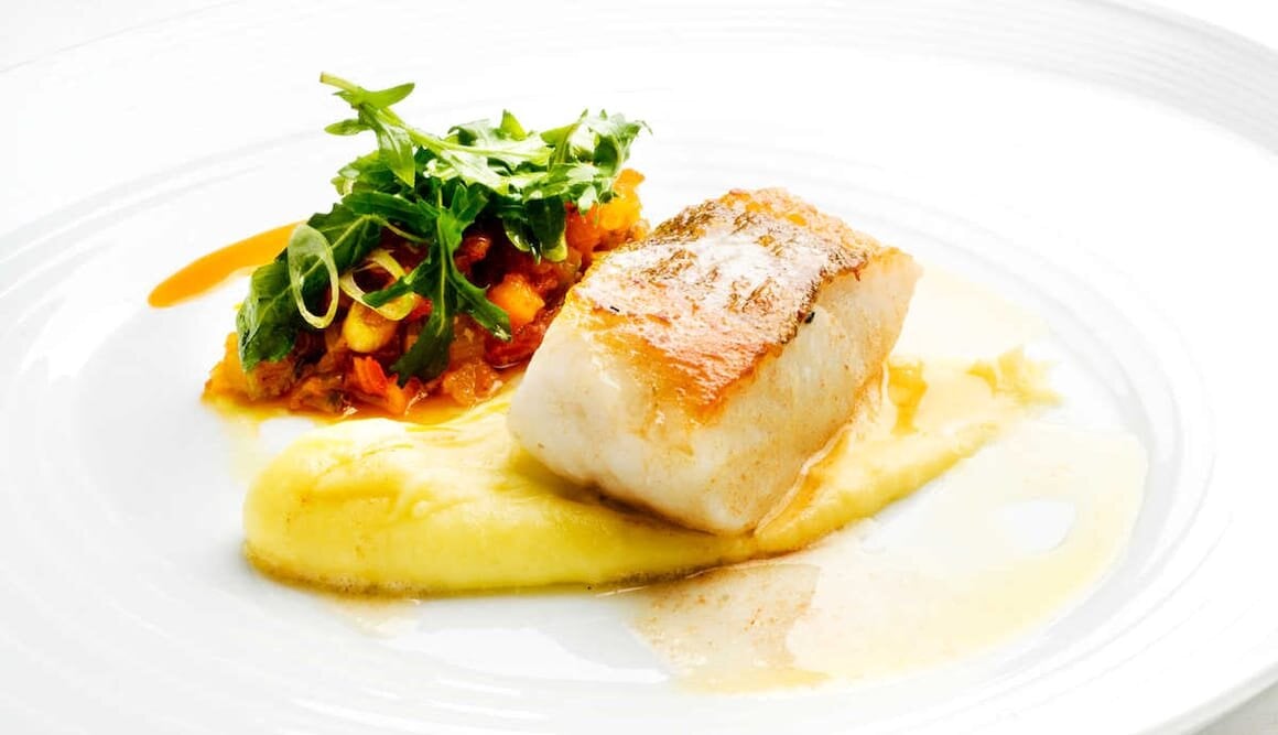 Stekt torsk med potetaïoli og tomatsalsa