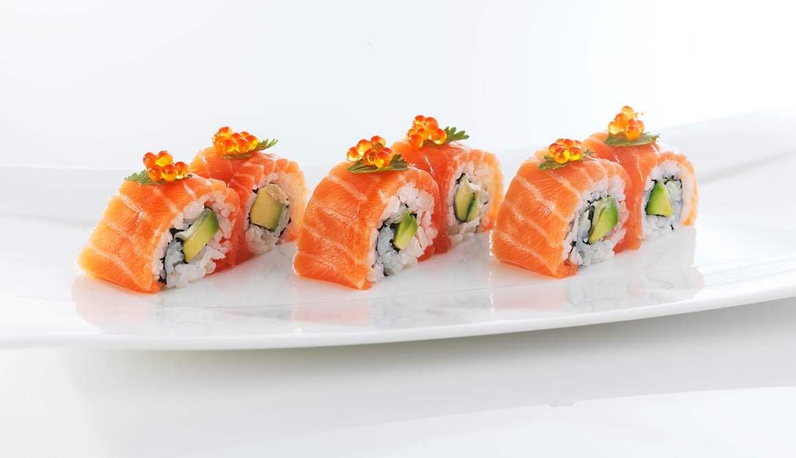 Karibumaki sushi med laks