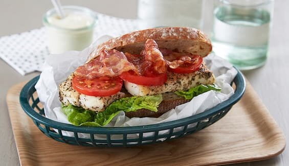 Club sandwich med torsk 