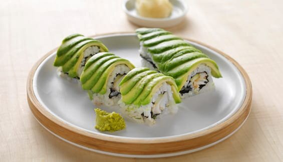 Dragemaki sushi med torsk