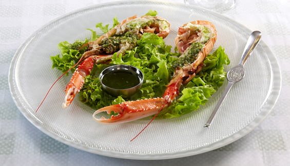 Grillet sjøkreps med urteolje