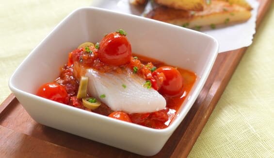Klippfisk med tomatsaus