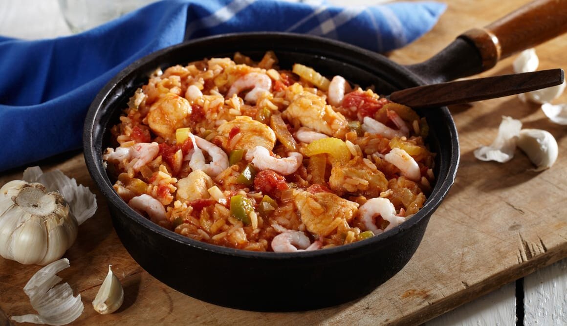 Enkel jambalaya med breiflabb og reker