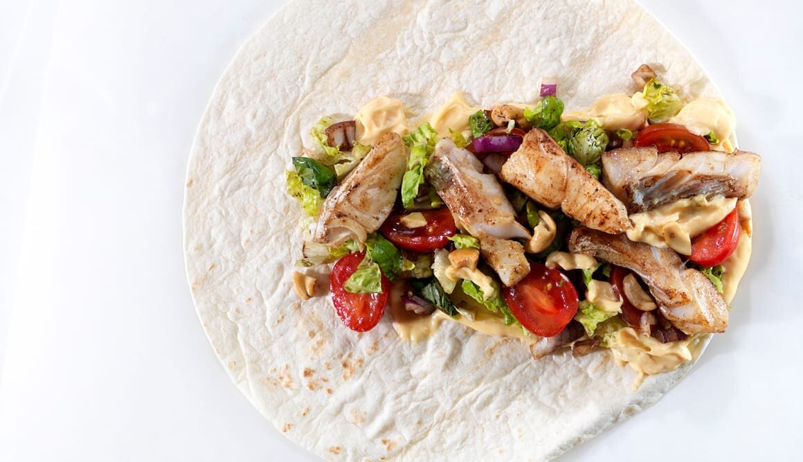 Wrap med stekt torsk