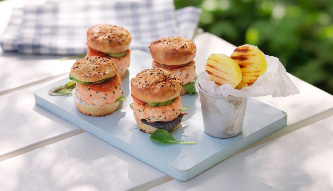 Hjemmelaget lakseburger 