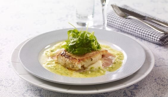 Pannestekt kveite med jordskokkpuré