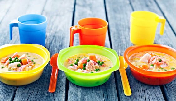 Kremet grønnsakssuppe med reker, laks og torsk