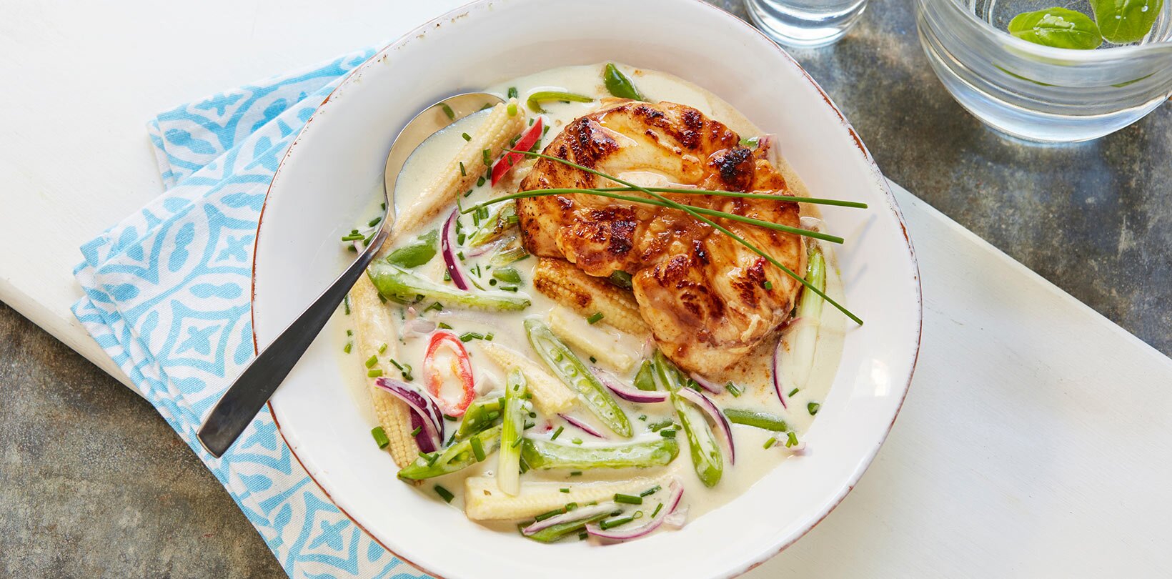 Marinert breiflabb i spicy kokossuppe