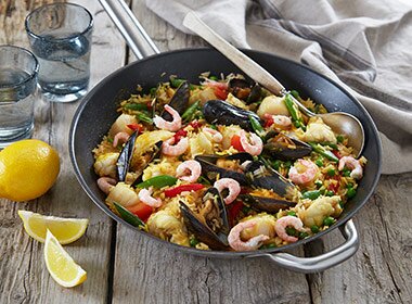 Paella med breiflabb og skalldyr