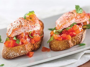 Bruschetta med pepperbakt ishavsrøye