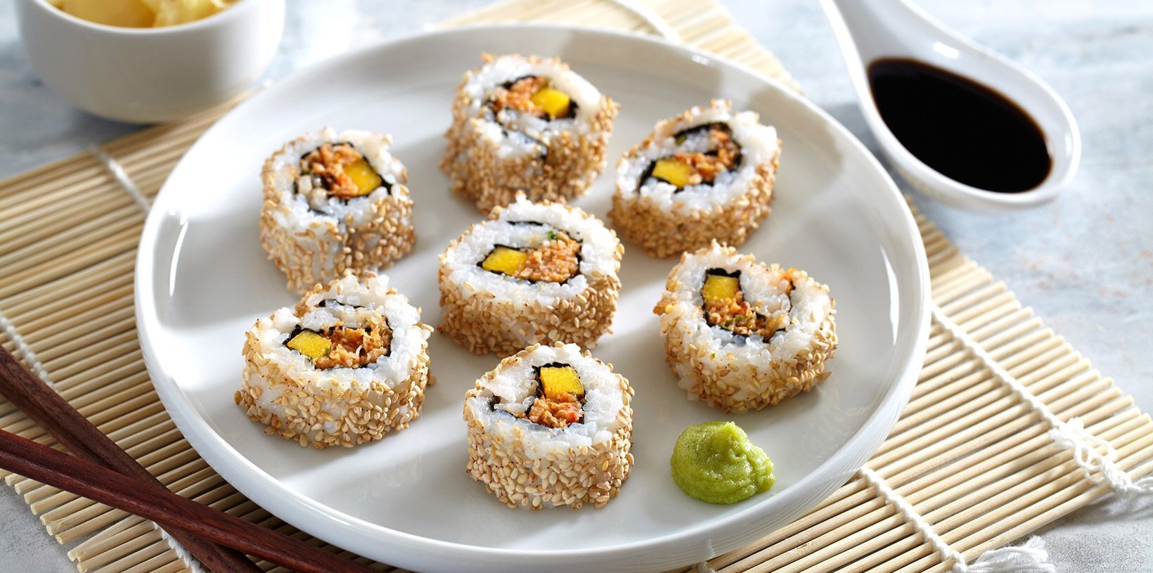 Spicy uramaki med krabbefyll