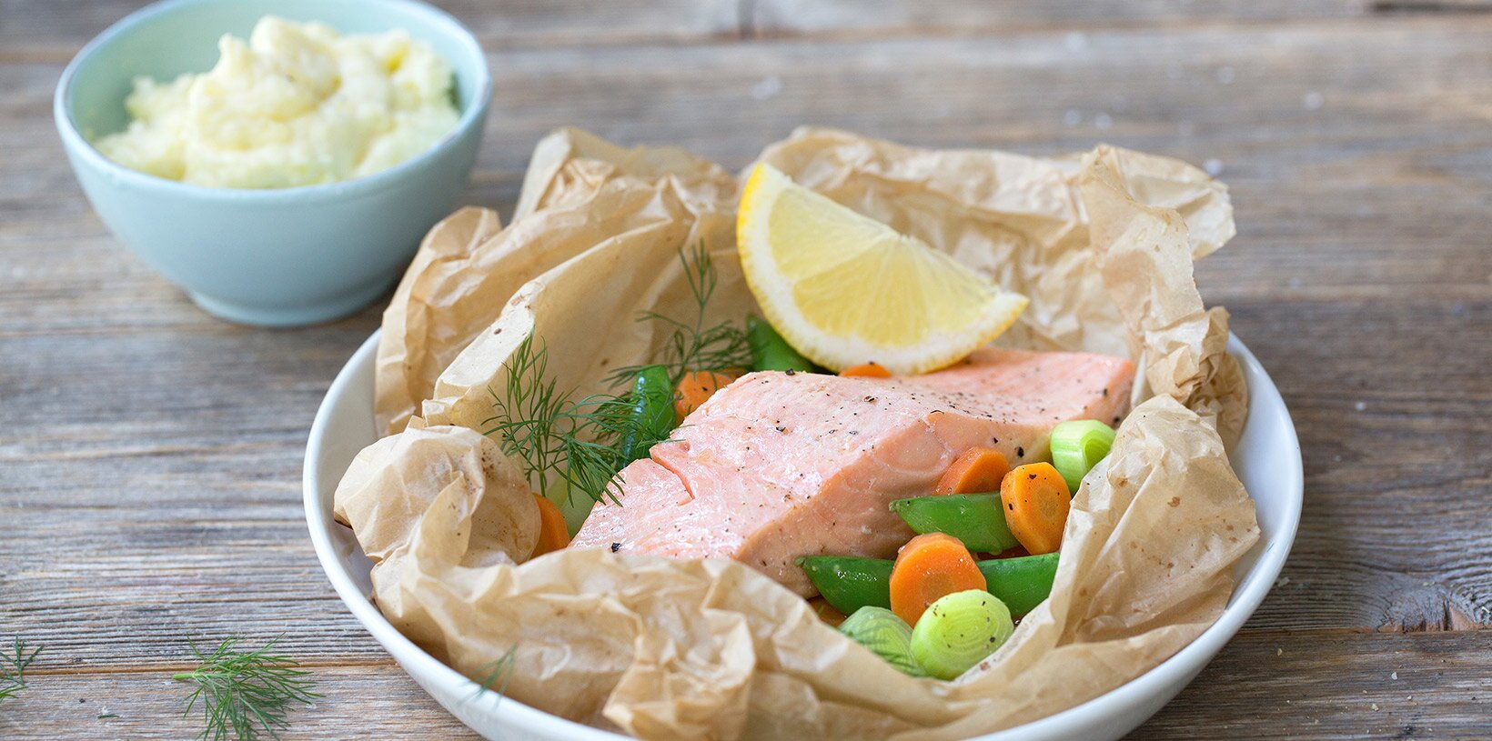 Laksepakke med grønnsaker