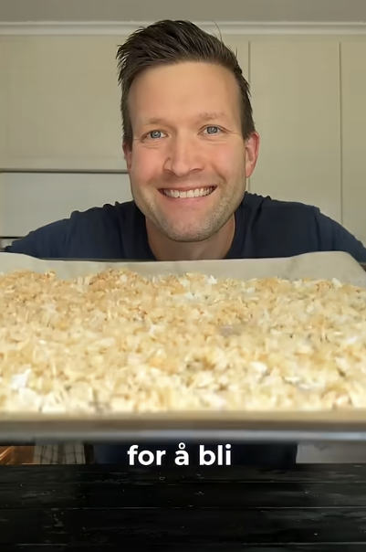 Kristoffer med stekebrett