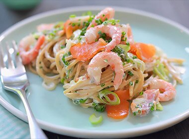 Spaghetti med laks og reker