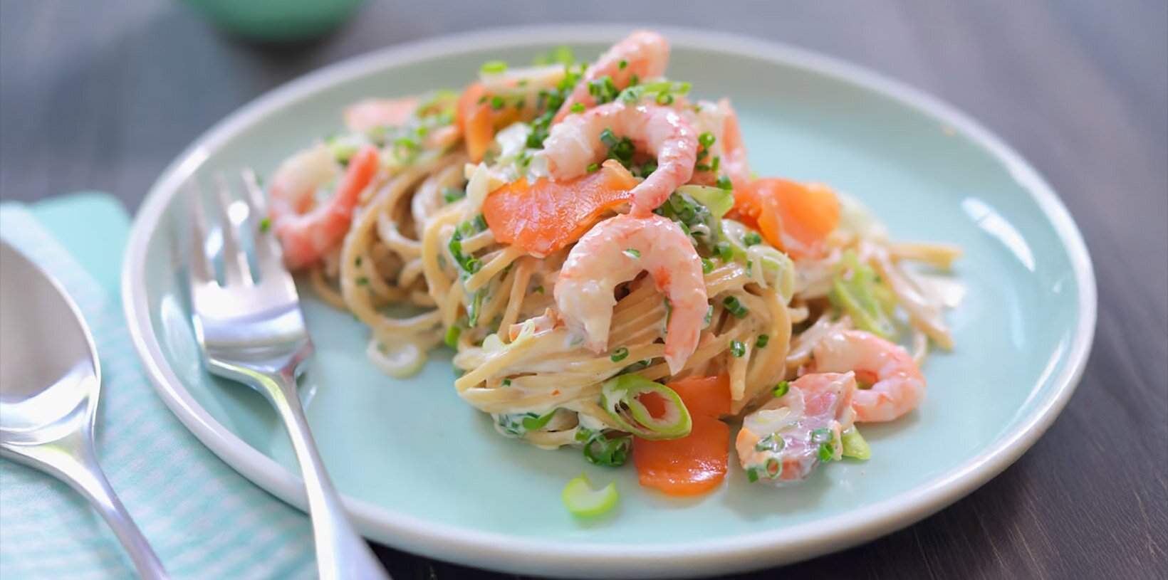 Spaghetti med laks og reker