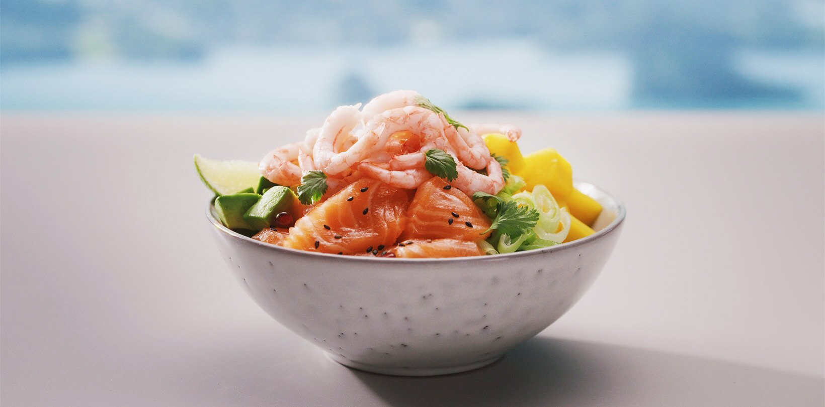 Poke med laks og reker