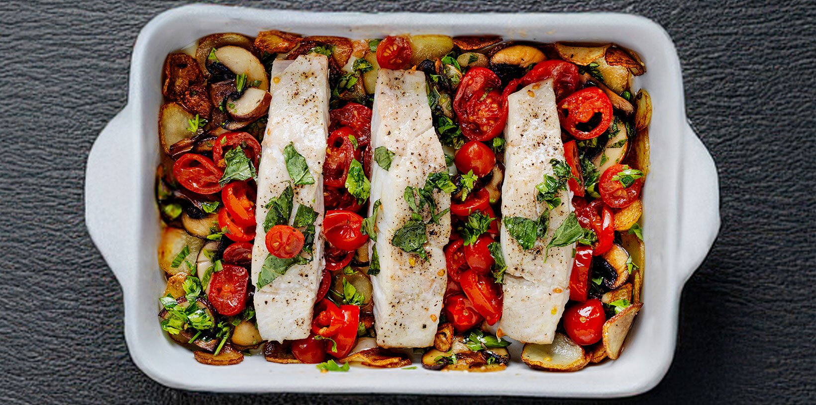 Ovnsbakt sei med grønn saus