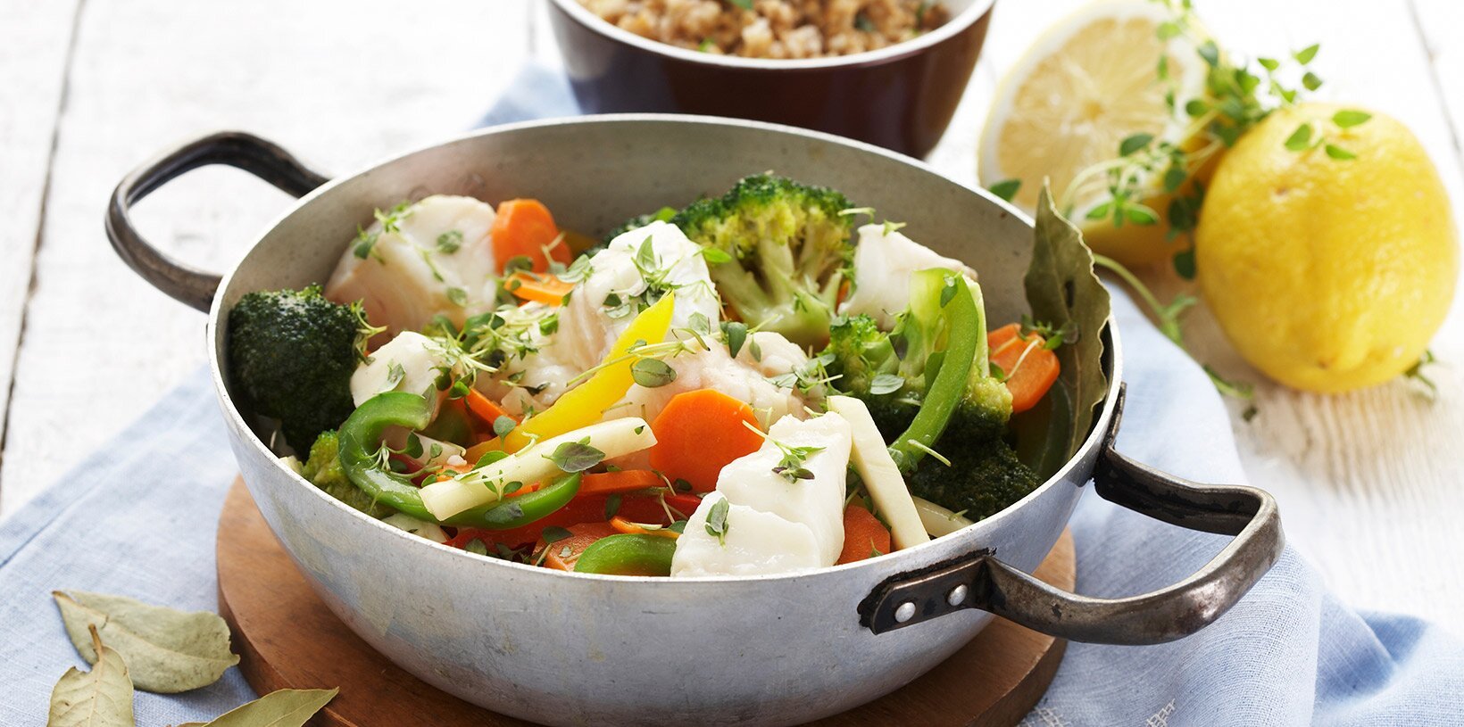 Gryte med torsk og grønnsaker