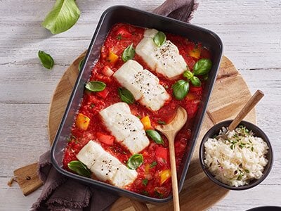 Ovnsbakt torsk i tomatsaus