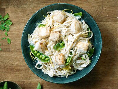 Pasta al limone med krispig torsk