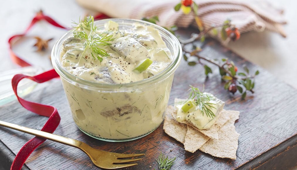 Sennepssild med eplebiter