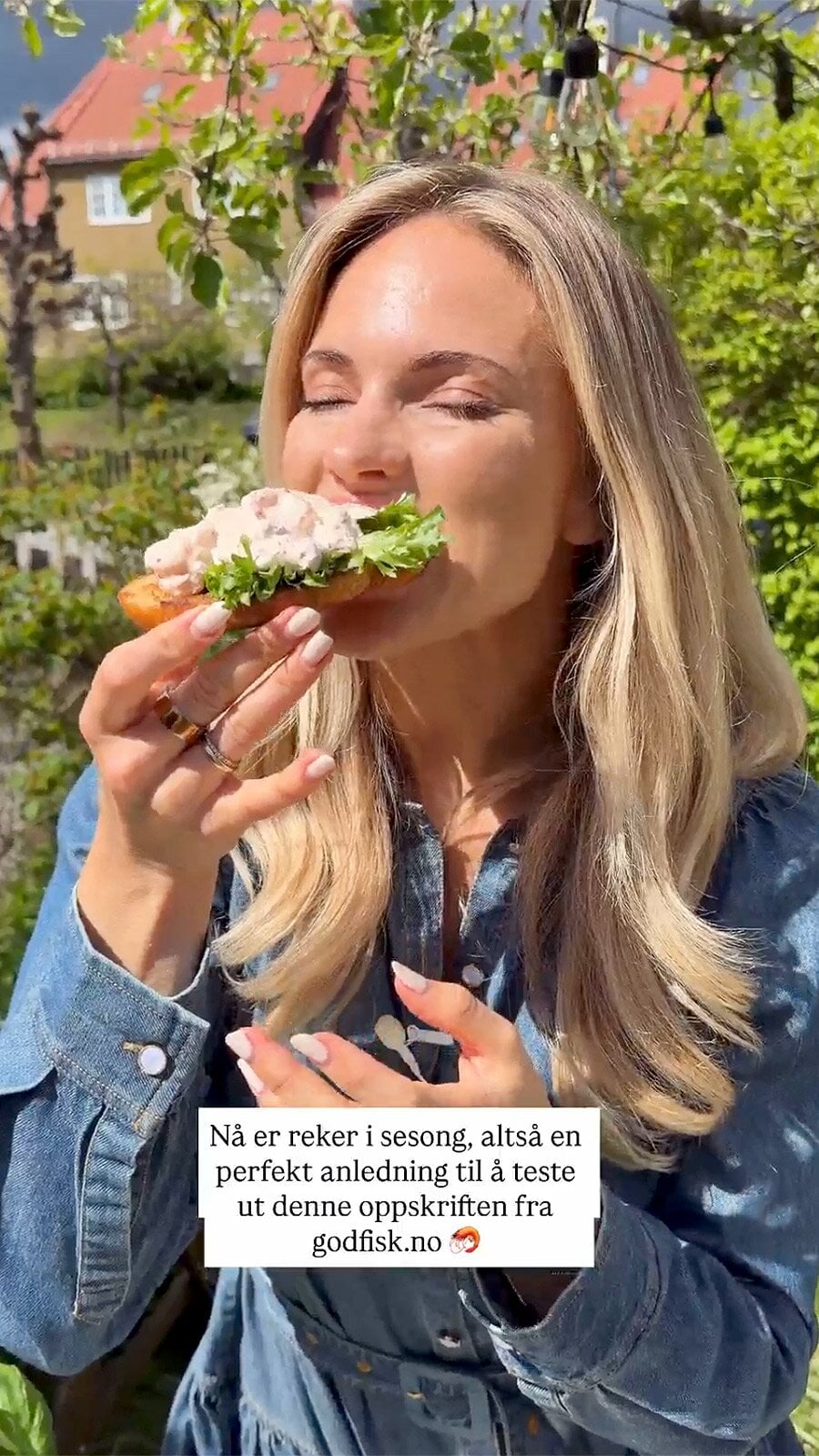 Emilie Nereng spiser skagenrøre